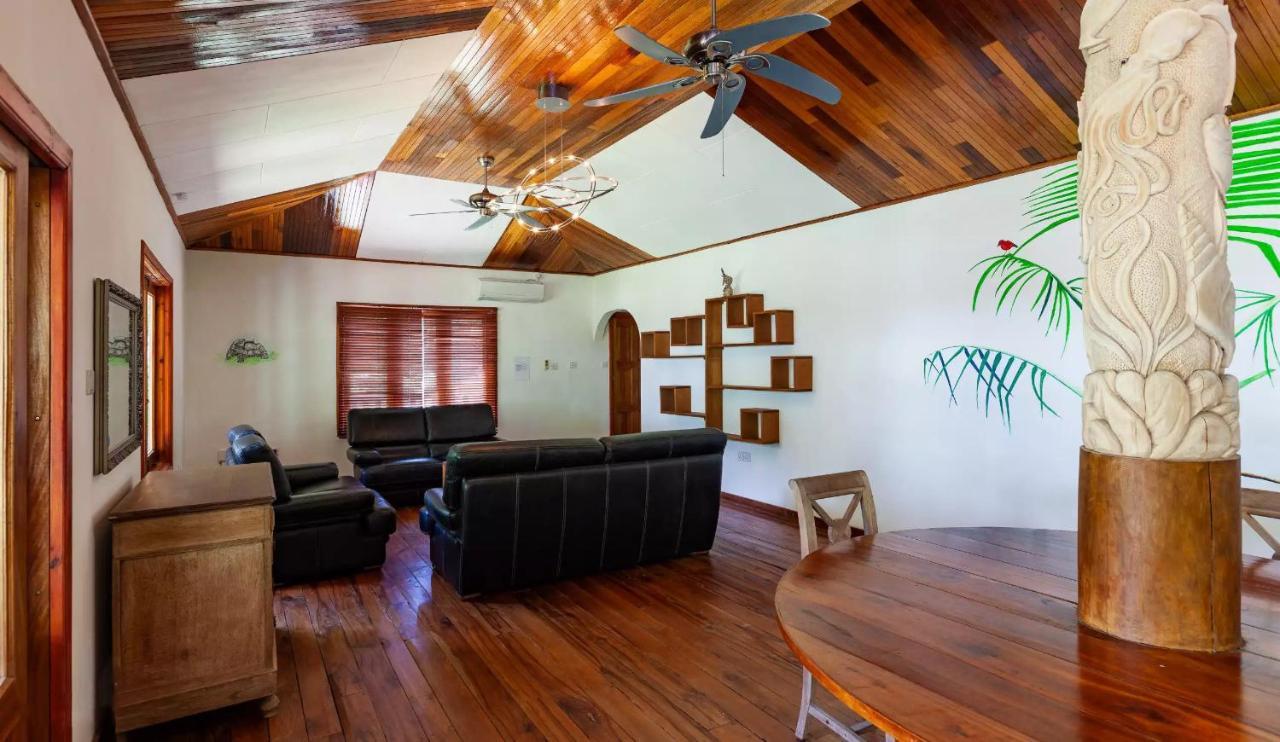 Jms Ventures Guesthouse - Private Pool La Digue Εξωτερικό φωτογραφία