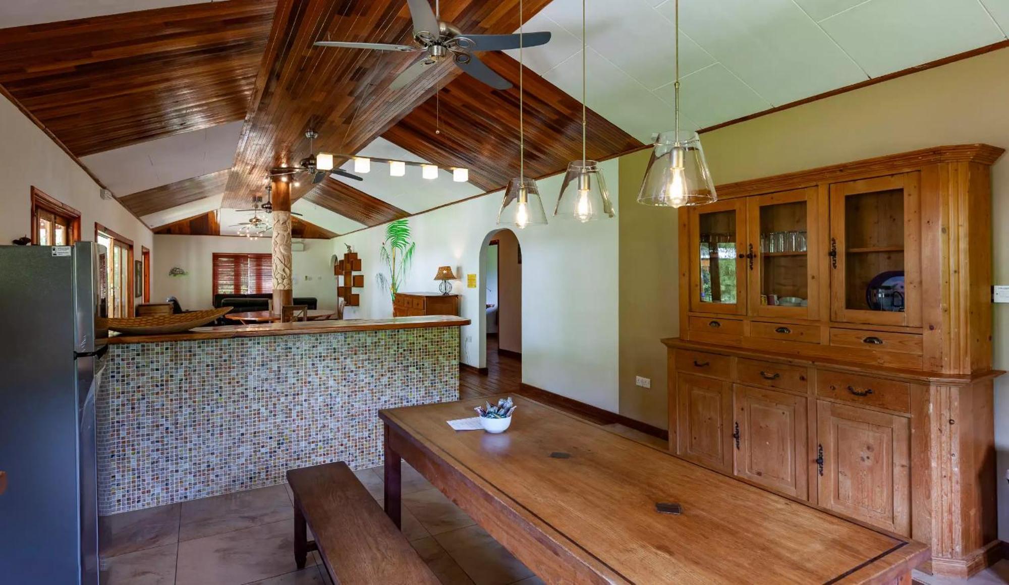Jms Ventures Guesthouse - Private Pool La Digue Εξωτερικό φωτογραφία