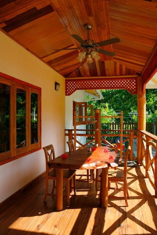 Jms Ventures Guesthouse - Private Pool La Digue Εξωτερικό φωτογραφία